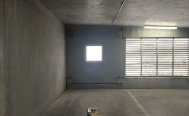 Spacious Indoor Parking in Whiteman St near the CBD
