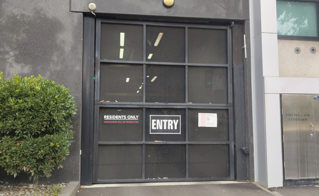 Spacious Indoor Parking in Whiteman St near the CBD
