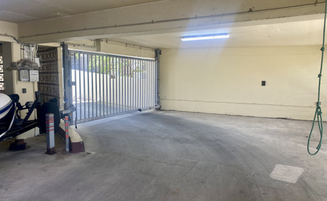 Bondi - Secure Indoor Car Park Just Minutes from the Beach!