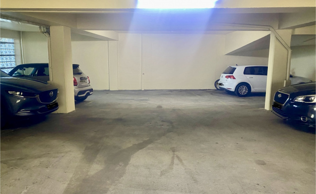 Bondi - Secure Indoor Car Park Just Minutes from the Beach!