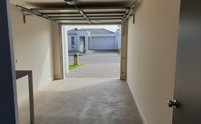 Secure Self Storage Garage with Remote Control Acc