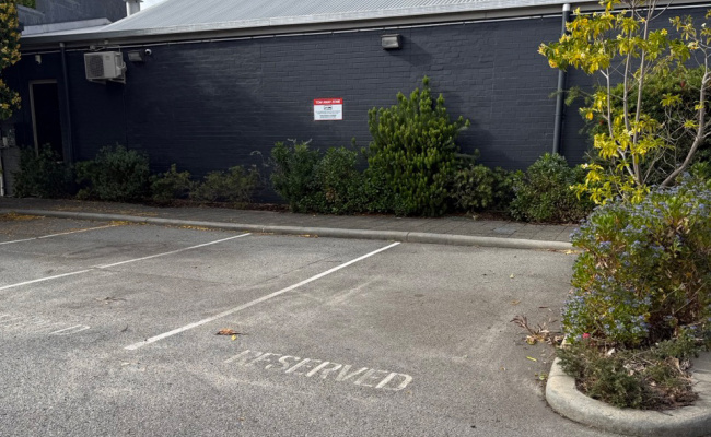 Outdoor lot parking on William Street in Perth Western Australia Outdoor lot parking on William Street in Perth Western Australia