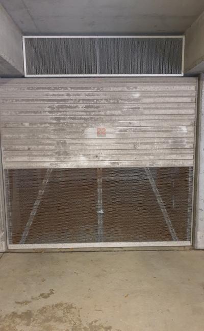 Great & Safe Garage/Storage Space in Newtown