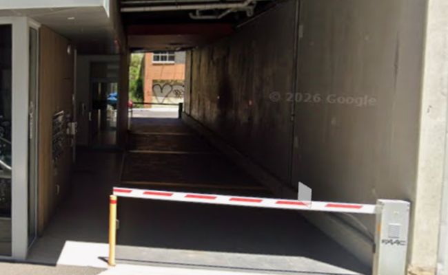 Secure parking space for rent South Yarra