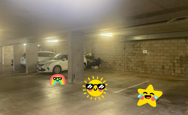 Darwin - Great Indoor Parking near CBD