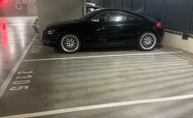 Great car park spot near south Yarra station!