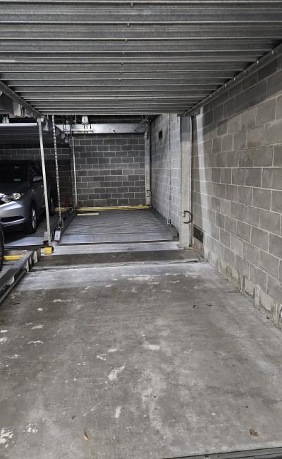 Super central Neutral Bay secure space