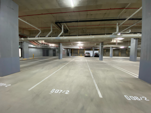 City - parking Spaces rent out 2 tandem car parks