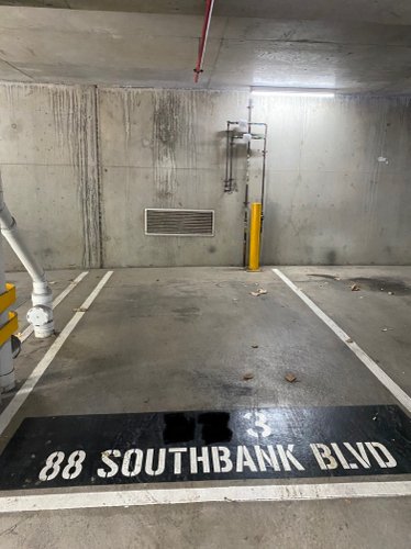 Southbank - Secured Indoor Parking Near Melbourne Uni, NGV, Crown, Flinders, & Fed Square