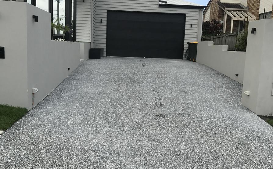 Close to Greenslopes Hospital and Busway Car Space on Driveway