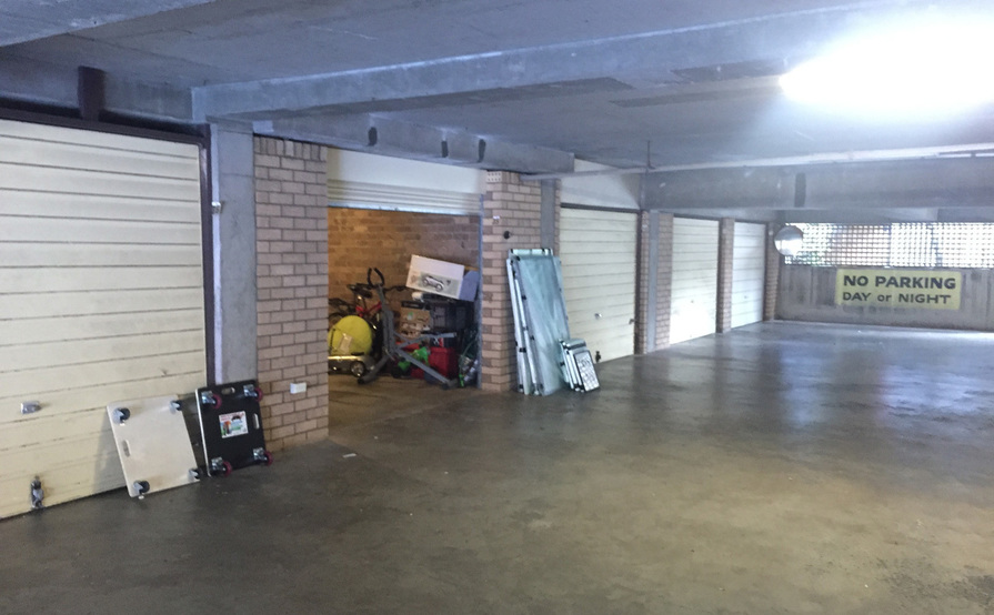 Large Secure Lock Up Garage / Storage in Bondi