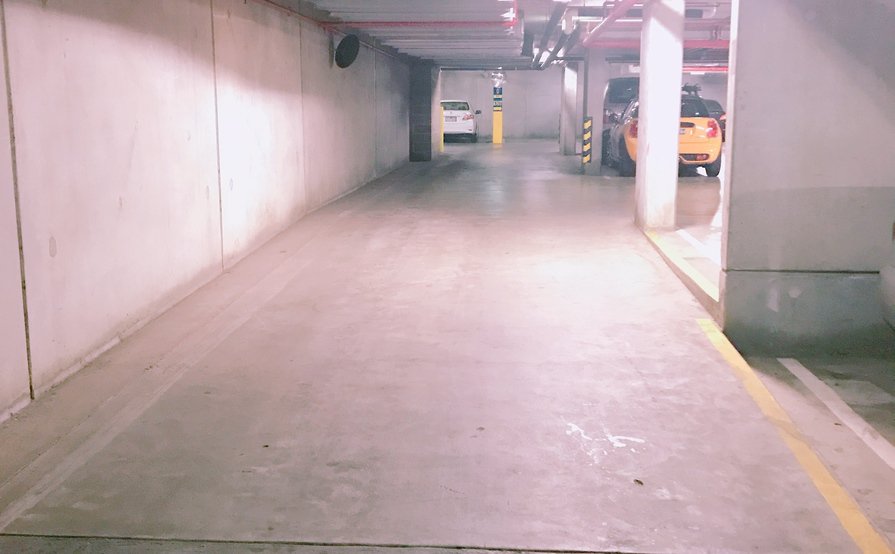 Car park in the heart of Melbourne CBD with cheap price (Available by February 11, 2018)