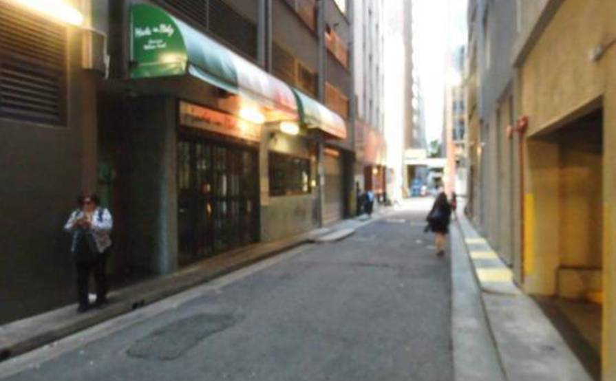 Sydney - CBD Safe Parking near Wynyard Station