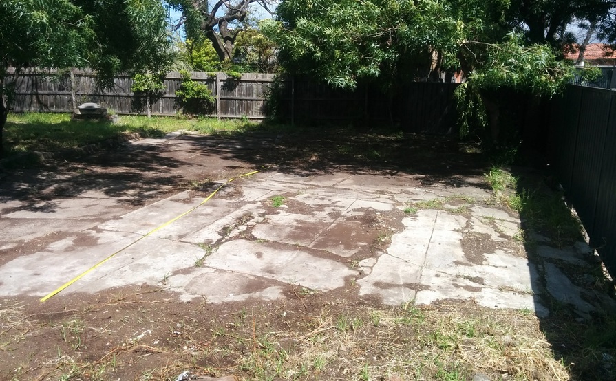 Footscray - Back Yard for Trailer Storage near UNI and Station