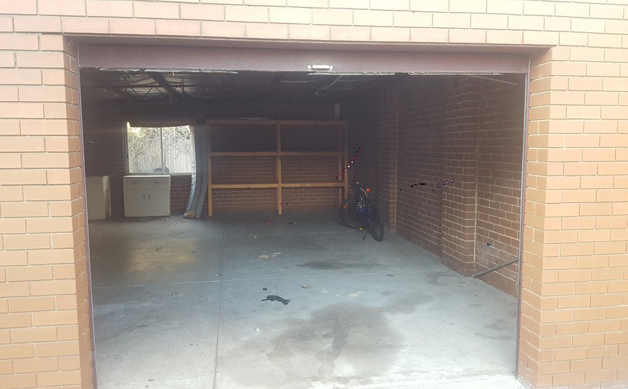 Reservoir- Secure big garage space for rent
