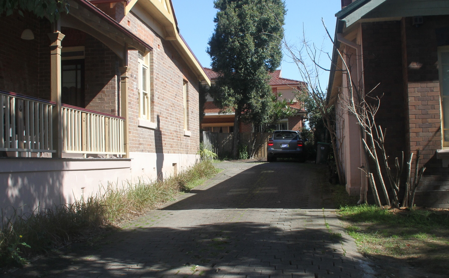 Chatswood - single parking space in private driveway