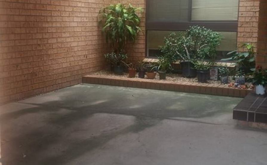 Westmead Space (Car Park only) - Secure large garage close to hospital and station