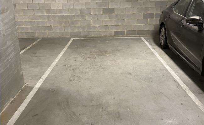 Great parking space near Melbourne CBD