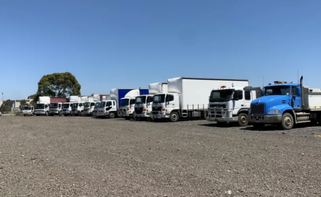 Hoppers Crossing - Secure Open Smaller Size Truck/Trailer Parking near Freeway