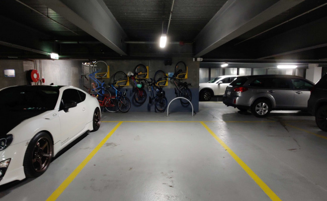 Melbourne - Secure QV Carpark (Level 4) with Stairs Access