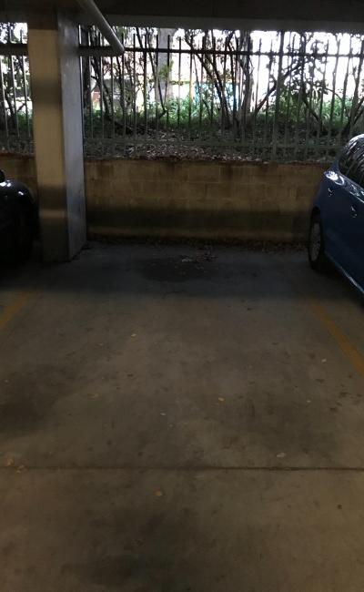 Undercover parking in Kingston