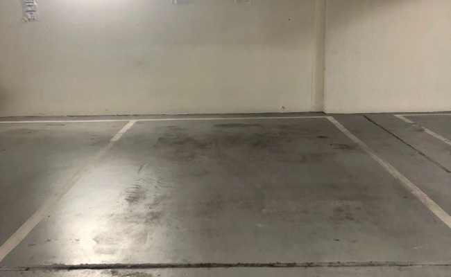 Excellent Parking within the heart of CBD next to William street