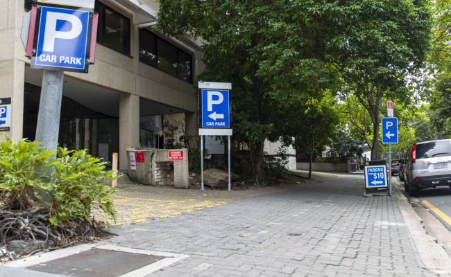 Brisbane City - RESERVED Parking near Eagle Street Pier