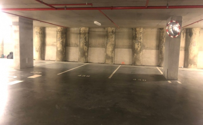 Secure Garage parking space available in South Brisbane. Access 24/7. Space available from 18th Feb