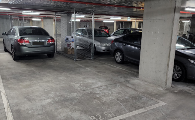 24/7 secure parking space near Royal Hospital and UniMelb
