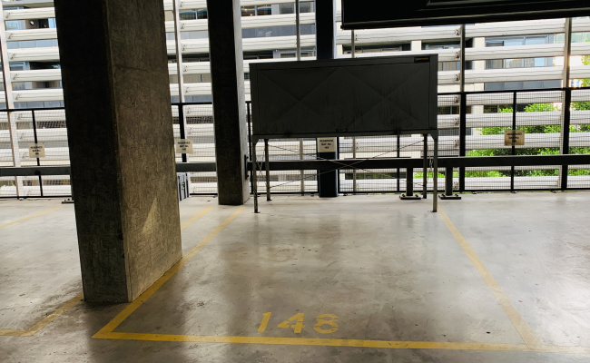 Parking spot at Docklands couple of minutes from CBD, Nab,ANZ,AGL, Southern Cross