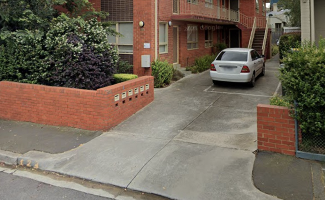 WALK TO MCG - Heart of Richmond, Big Parking Space - Short walk to all Richmond has to offer!